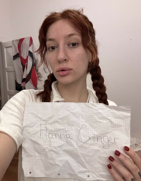 Hanna Ginger art model picture