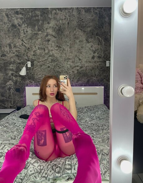 Hanna Ginger pornstar adult pictures