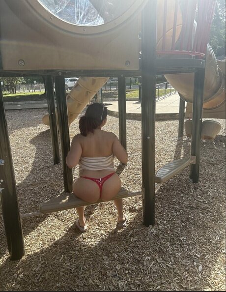 DtxLovers erotic star photo