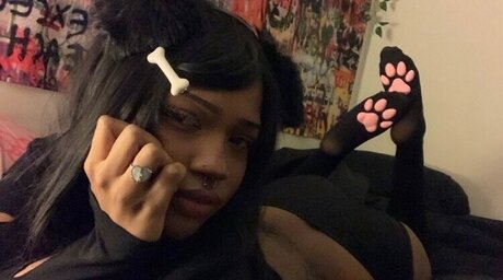 Angelzburn model exclusive photos