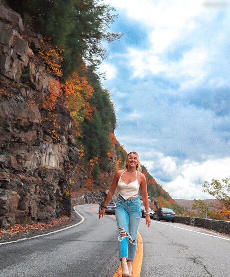 julie tirado best model image