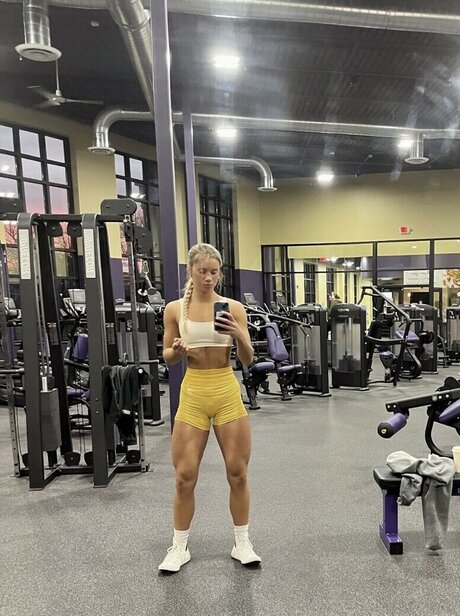 Lauren Creon adult actress gallery