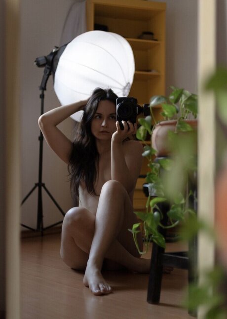 Cec lia Blanco free star img