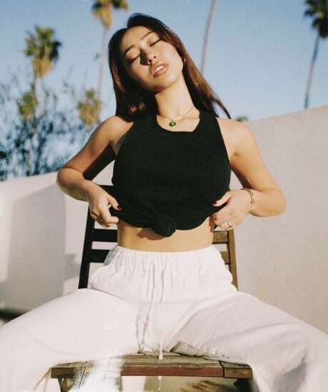 Olivia Jordan naked actress pic