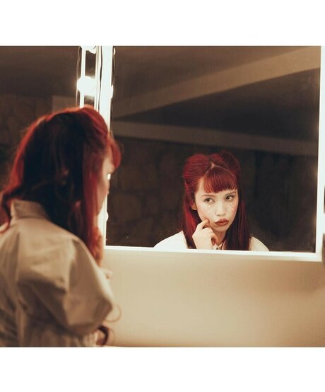 Wallice erotic pornstar image