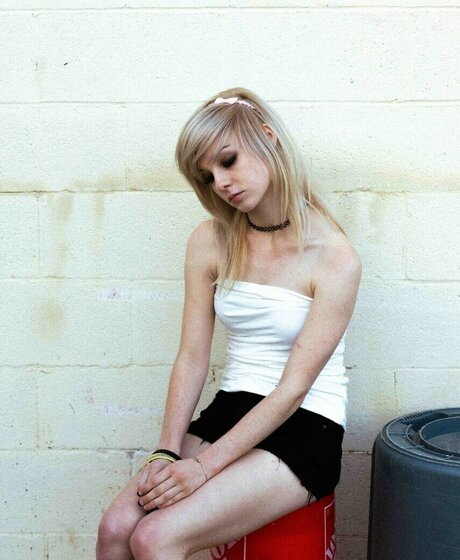 Shauna Dean Cokeland pornstar high quality img