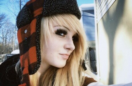 Shauna Dean Cokeland xxx actress photos