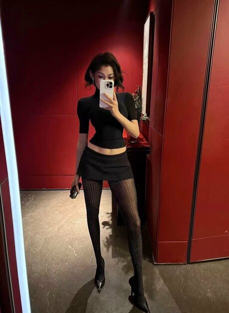 Kana1998 pretty model gallery