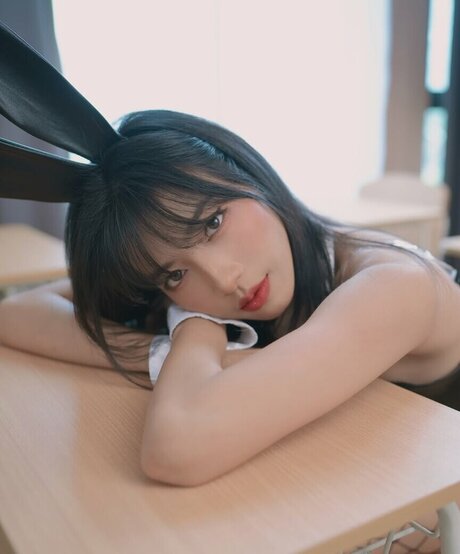 Momozaaa model xxx gallery