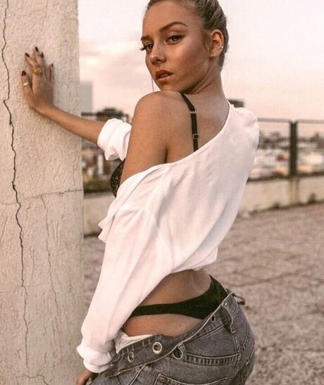 black onlyfans beautiful image