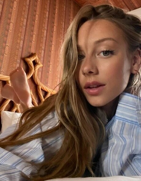 blonde secretary onlyfans hot naked pic