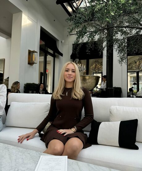 Agnessa Kosogon perfect star photo