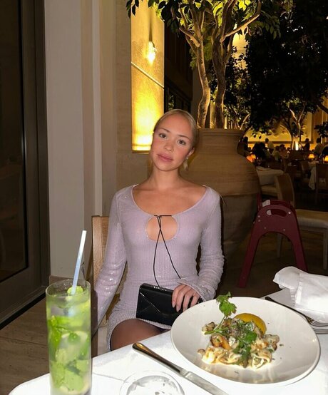 Agnessa Kosogon nice star photos