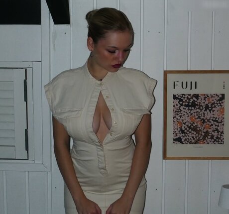 Leni Bahr model perfect archive