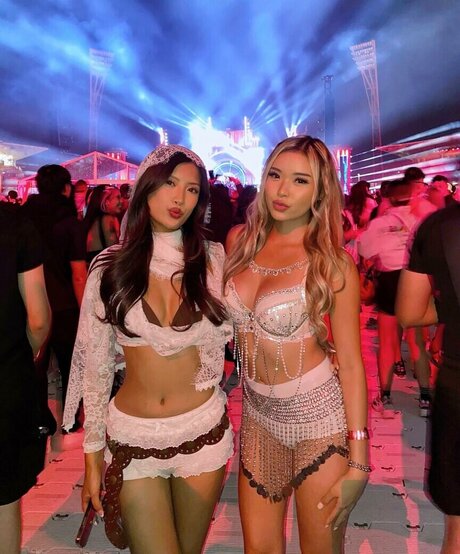 Ky9le star sex galleries