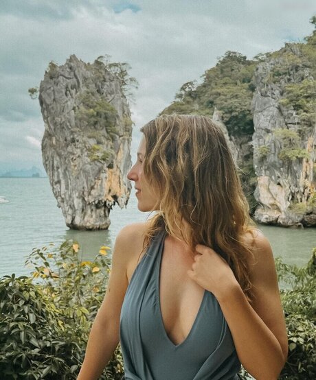 blonde secretary onlyfans pornos images