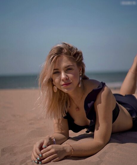 Diana zur L wen star erotic pic