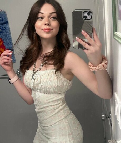 Zion Diamond model xxx galleries