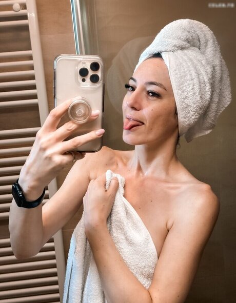 lesbian anal strapon onlyfans sexy naked img