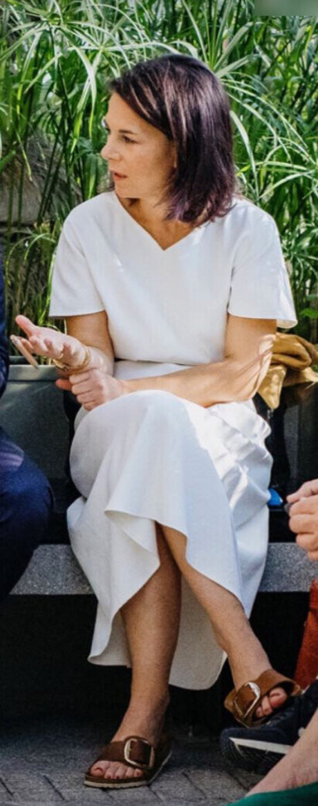 arab babe onlyfans top image