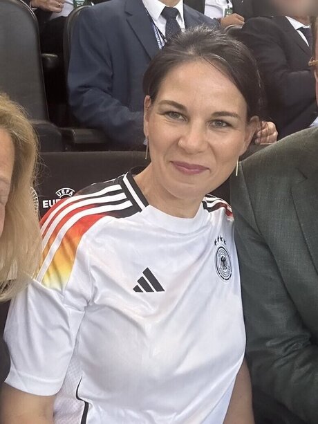 black threesome onlyfans adult gallery