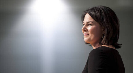 thick mature onlyfans naked image