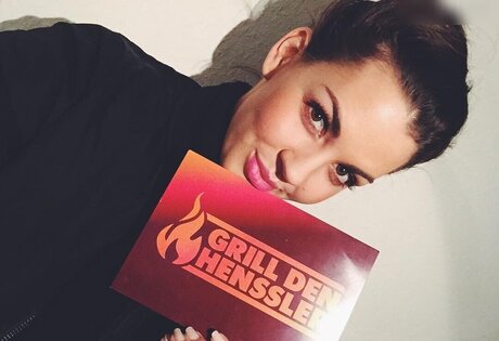 Anna Lea Mende star sex galleries