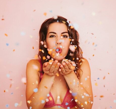 Anna Lea Mende art model img