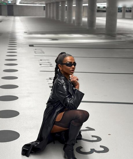 Anny Marry model sex pic