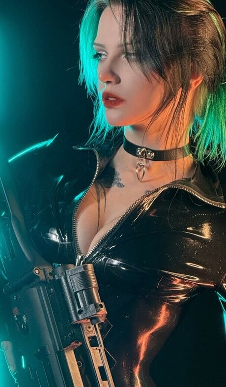 Waterloo star adult image