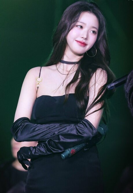 Jang Won young naked model image