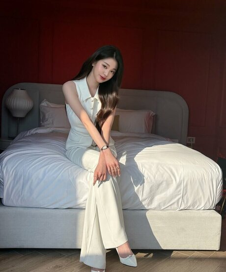 asian hairy onlyfans adult picture