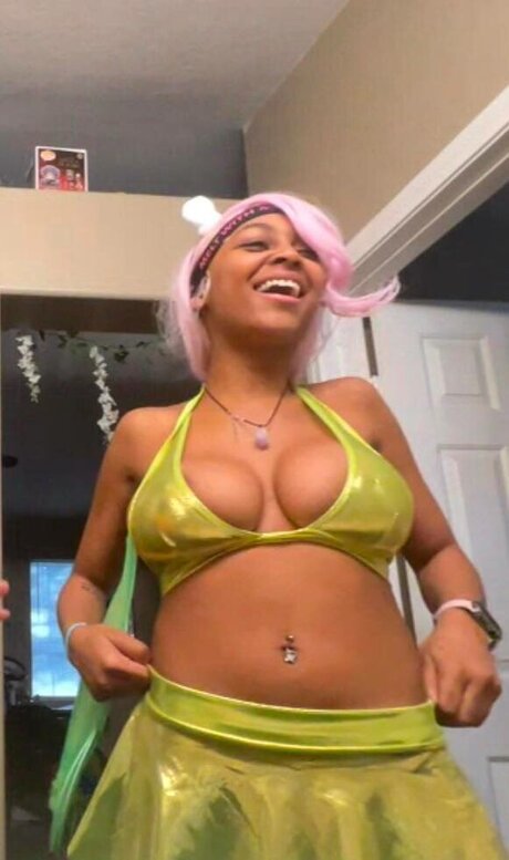 Alicia Adams nudes actress images