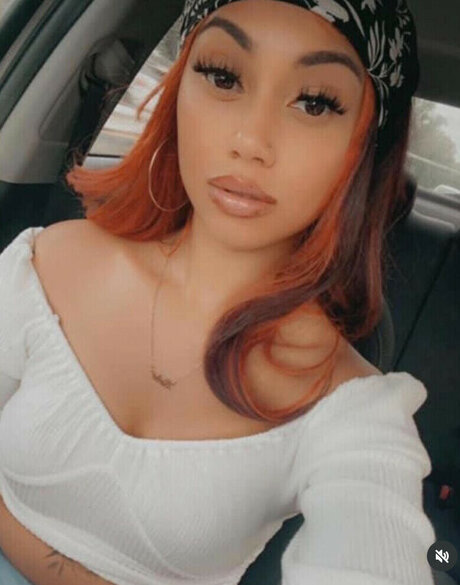 big tits skinny onlyfans porno images