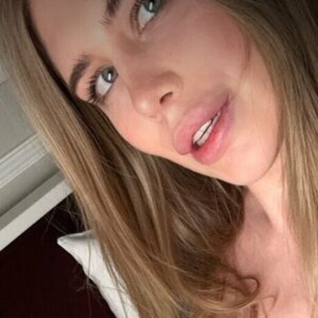 Angel Phub pornstar hd pic