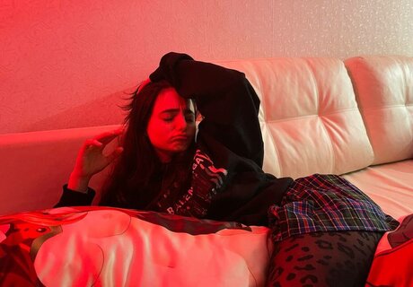 pizzahubbbb naked pornstar photo