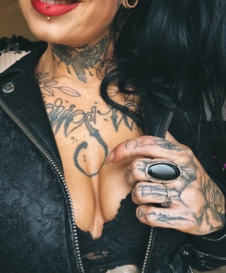 inked 93 nude actress image