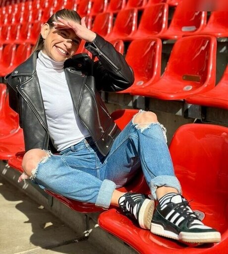 skinny blonde milf onlyfans pretty archive