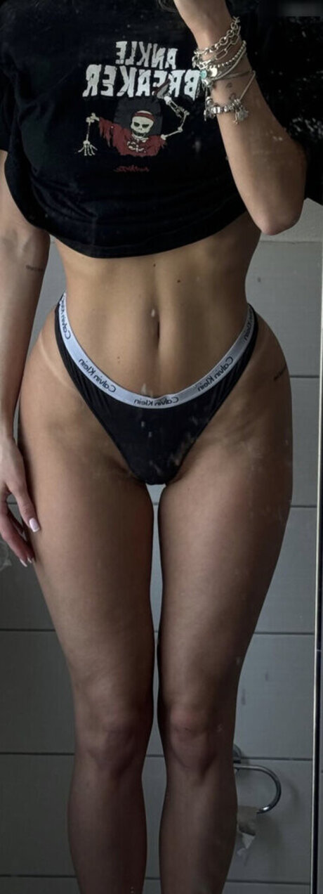 Lillimsr hot actress img