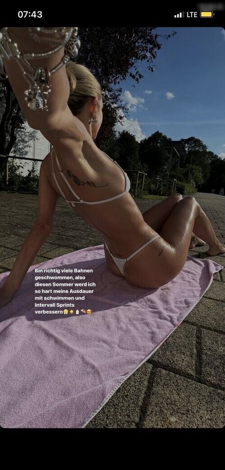 Lillimsr sex model archive