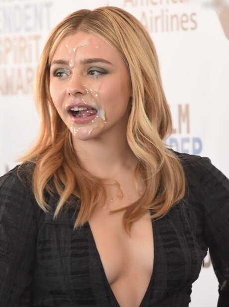 Facialize Me model porn gallery