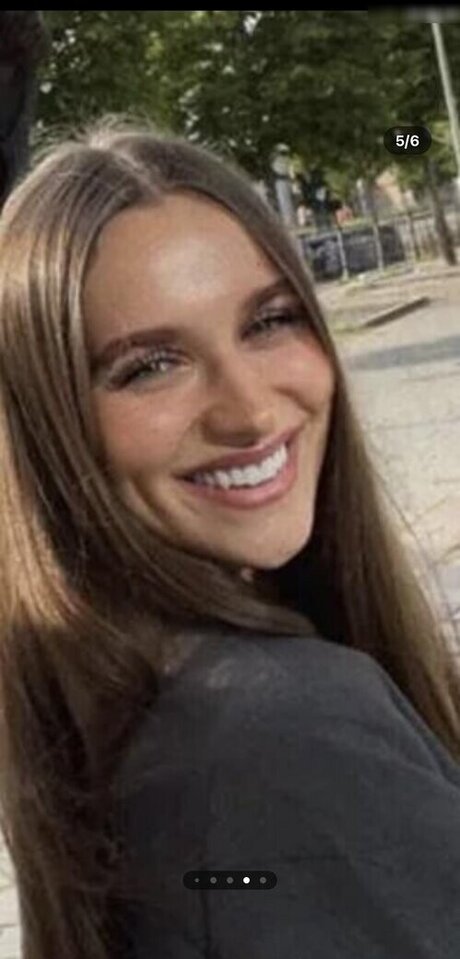 Facialize Me model nude img