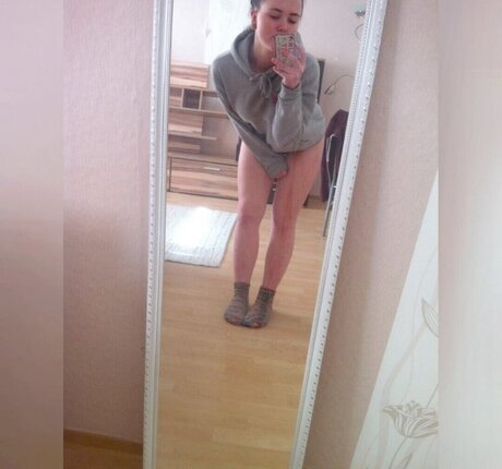 Laura Knoblauch free model archive