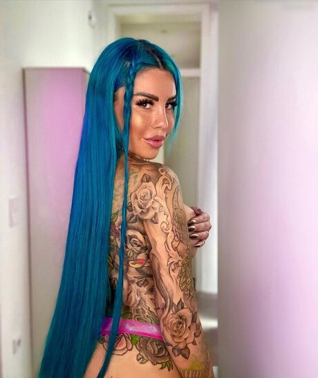 Kate Merlan star high quality img