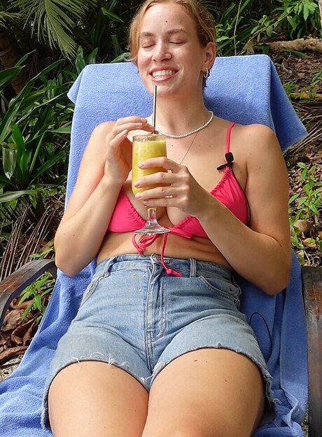 one onlyfans sexy naked image