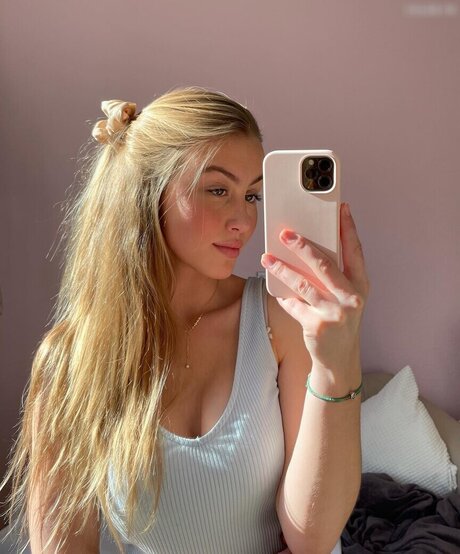 popular trans onlyfans beautiful porn pictures