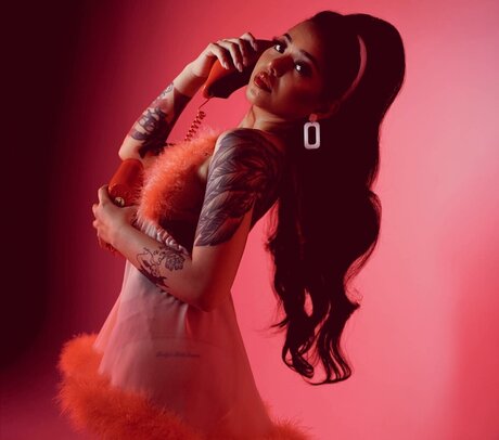 Bella Poarch Quick photo