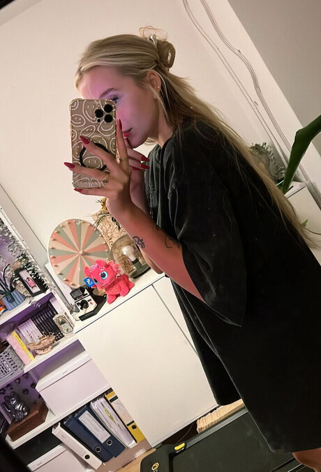 MinusElf Quick photo