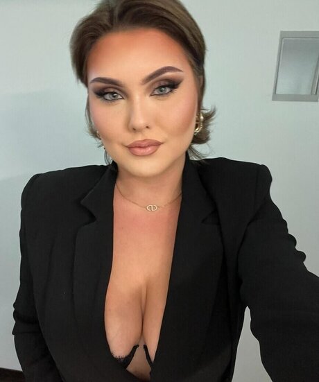 JohannaMuellner model naked img