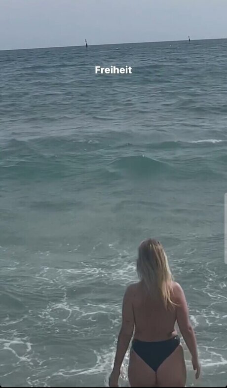 innocent onlyfans pretty pic